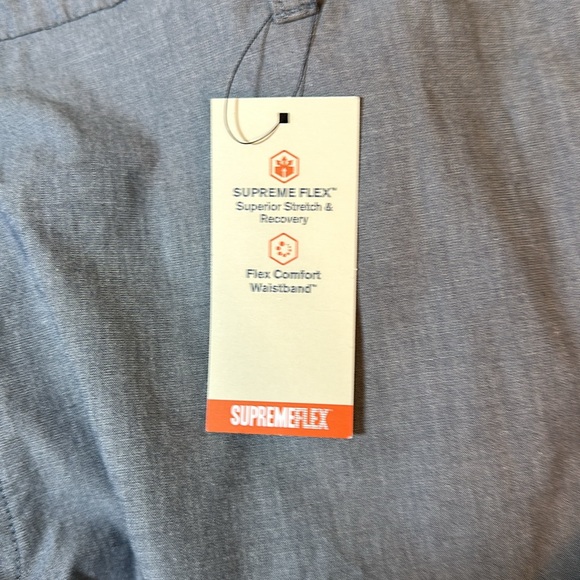 Dockers Ultimate Big Man Straight Fit Supreme Flex Grey Shorts 54" waist NWT - Picture 9 of 9